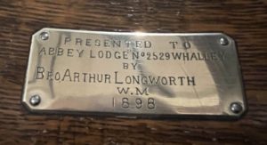Chair 1898 presentation plaque - Bro A Longworth