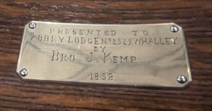 Chair 1898 presentation plaque - Bro J Kemp