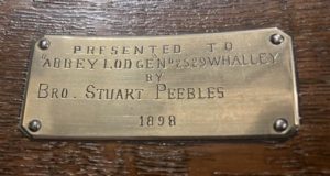 Chair 1898 presentation plaque - Bro S Peebles
